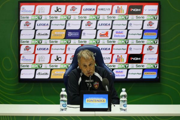 Mister Braglia: «Vogliamo rendere felici i tifosi che ci seguiranno domani»