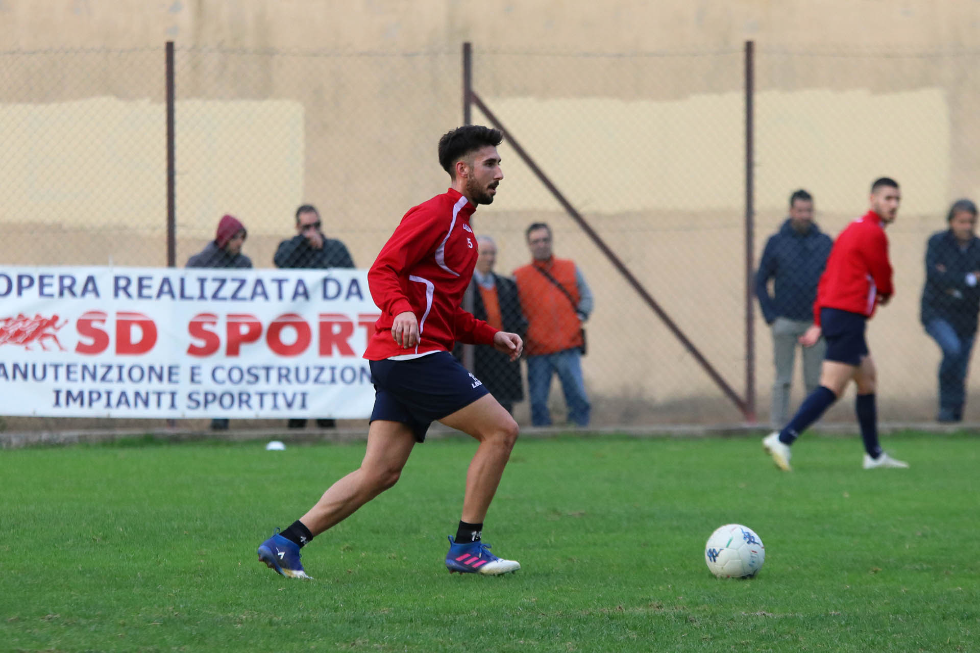 Rossoblù al lavoro
