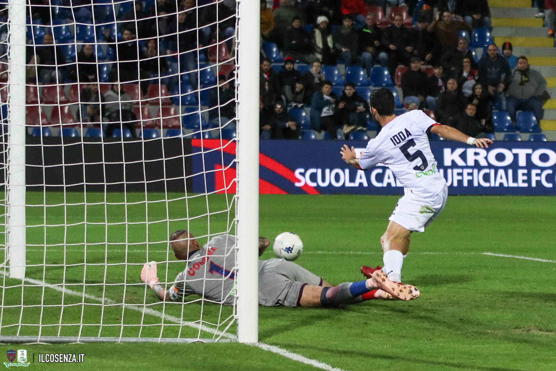 Crotone – Cosenza, i precedenti
