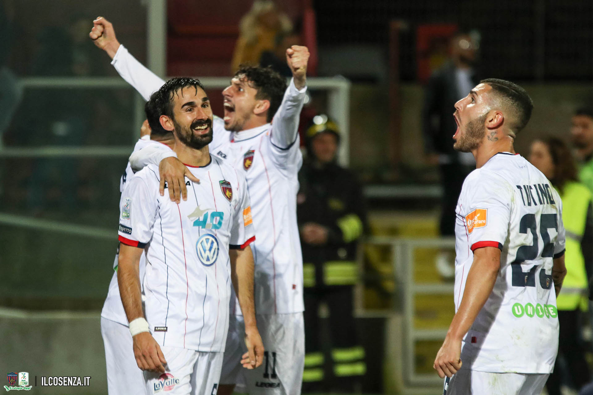 Gli highlights di Crotone – Cosenza