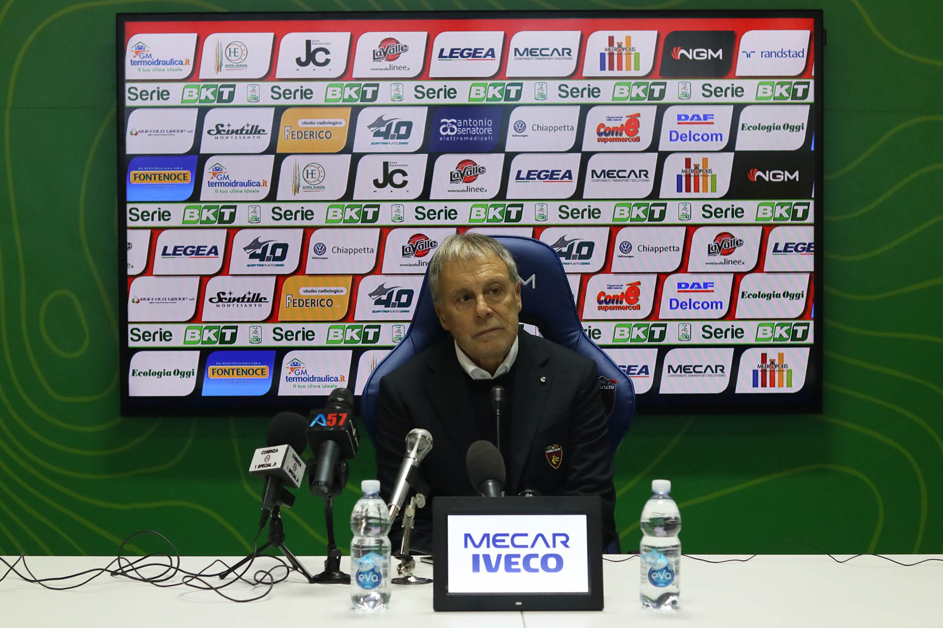 Mister Braglia: «Bisogna continuare a fare risultati, la voglia è quella giusta»