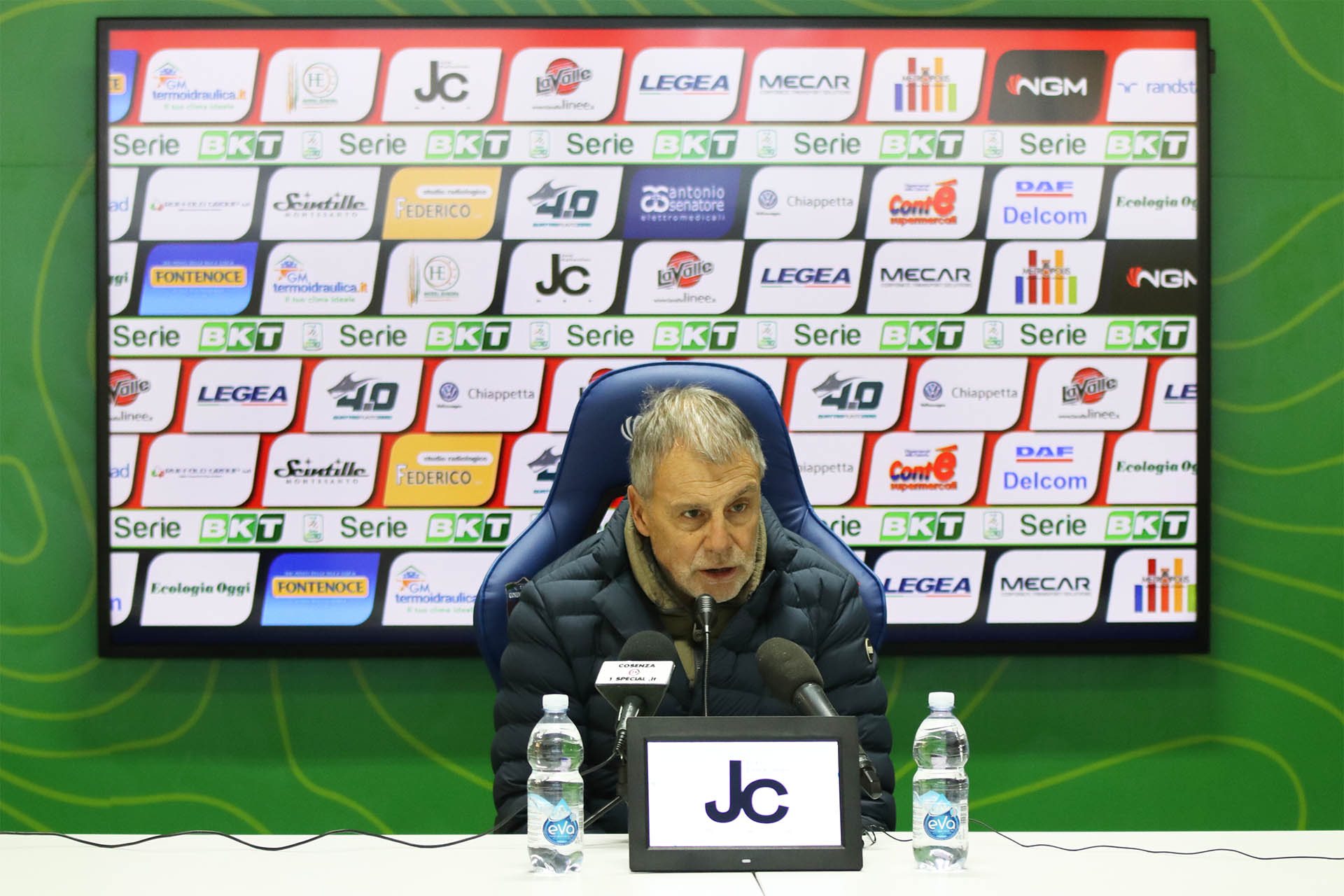 Mister Braglia: «Bisogna reagire col carattere della grande squadra»