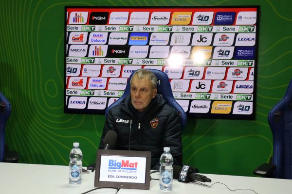 Mister Braglia: «Se giochiamo sempre così rimarremo in B»