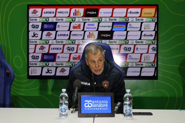 Mister Braglia: «L’obiettivo è la salvezza ma arrivare più in alto sarebbe un piacere»