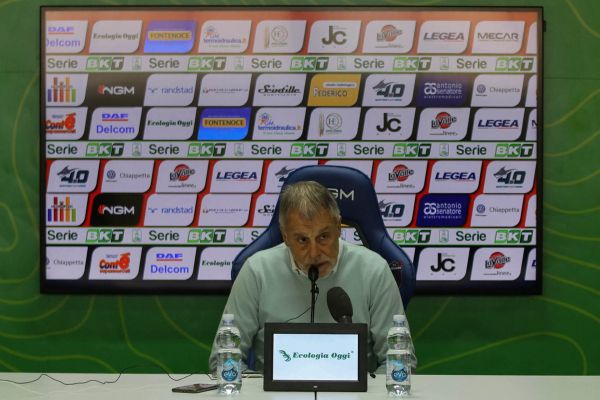 Mister Braglia: «Ora il Cosenza è una squadra attrezzata per la categoria»