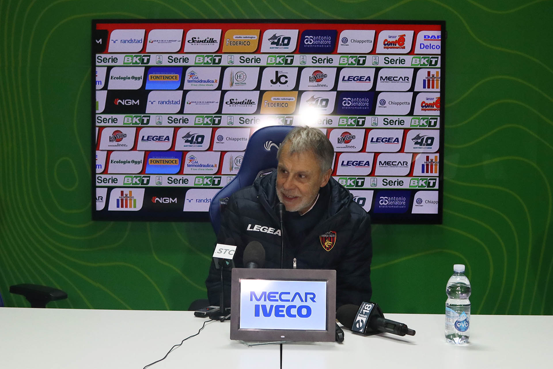 Mister Braglia: «Ora pensiamo a divertirci»