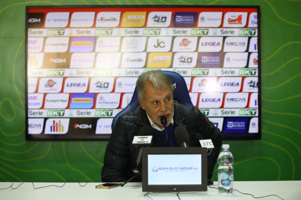 Mister Braglia: «Chiudiamo il discorso e facciamo felici i nostri tifosi»