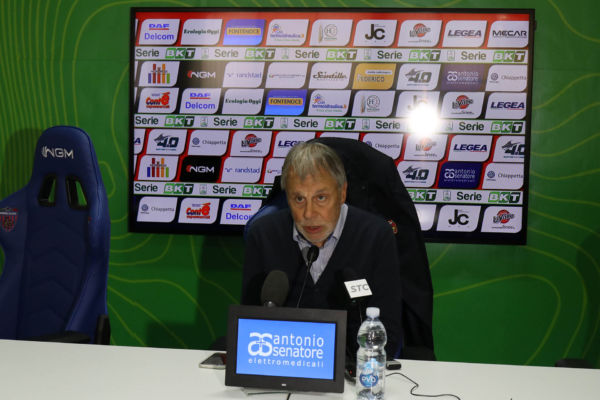 Mister Braglia: «Questa salvezza è merito di tutti. Grazie!»