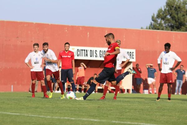 Il Cosenza in ritiro, day 8. Tre reti alla Morrone in amichevole