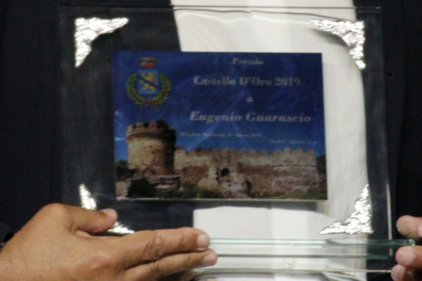 “Castello d’Oro 2019”: il Presidente Guarascio premiato a Belvedere Marittimo