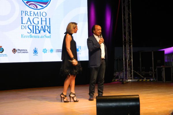 Al Presidente Guarascio il premio “Laghi di Sibari – Eccellenze del Sud”