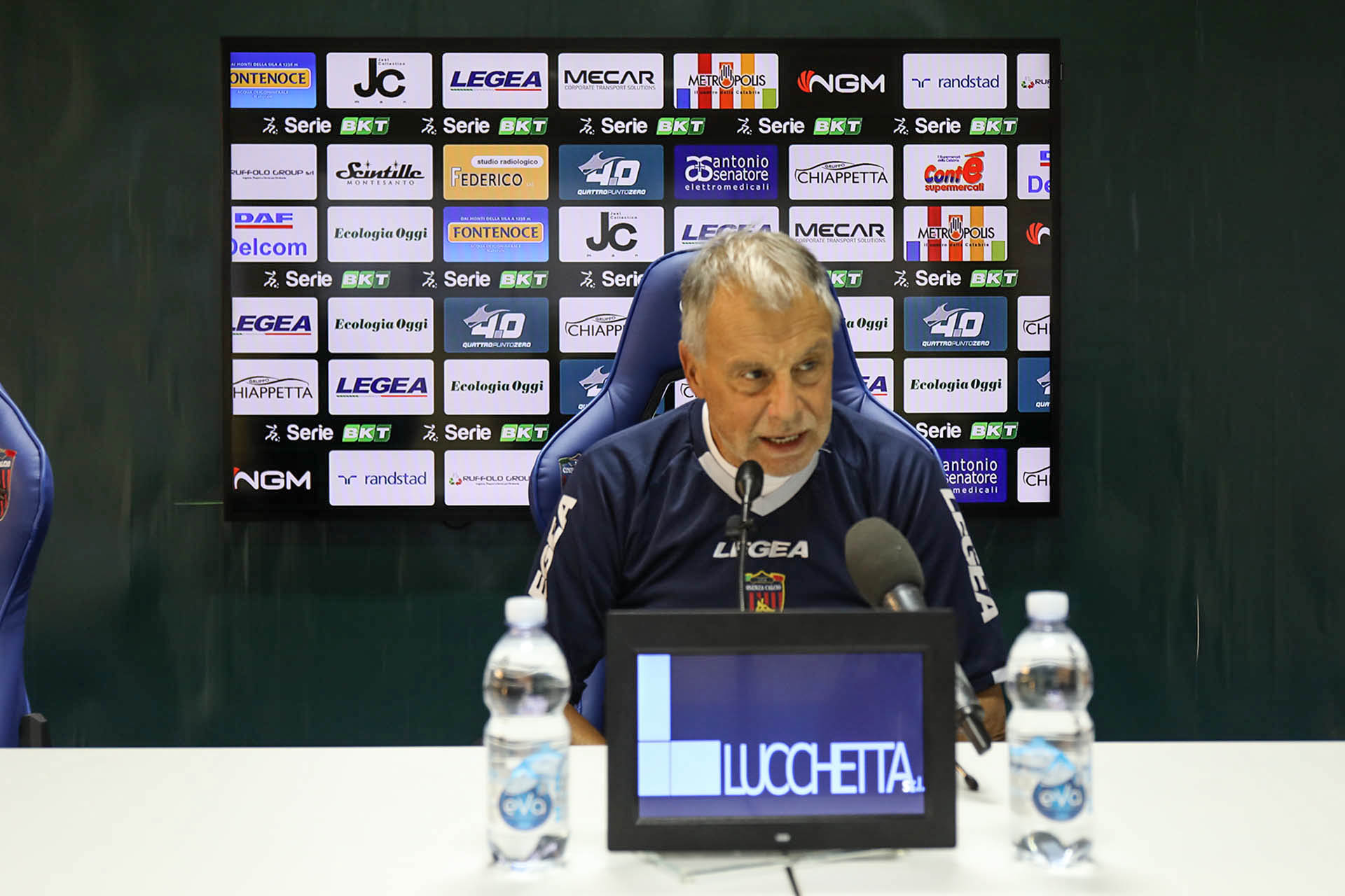 Mister Braglia: “Rimaniamo compatti e ne usciremo”