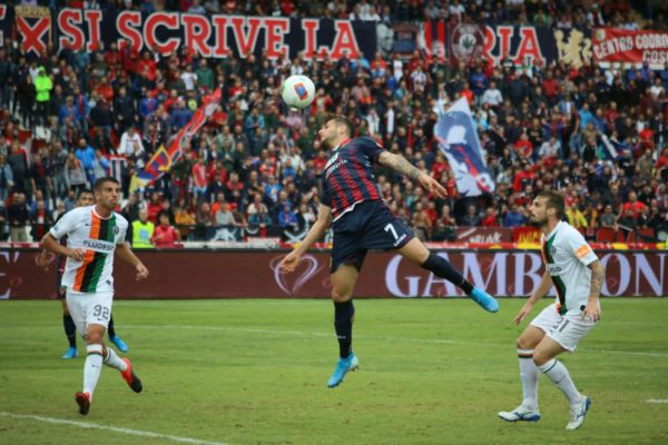 Cosenza – Venezia 1-1: terzo pari consecutivo per i Lupi