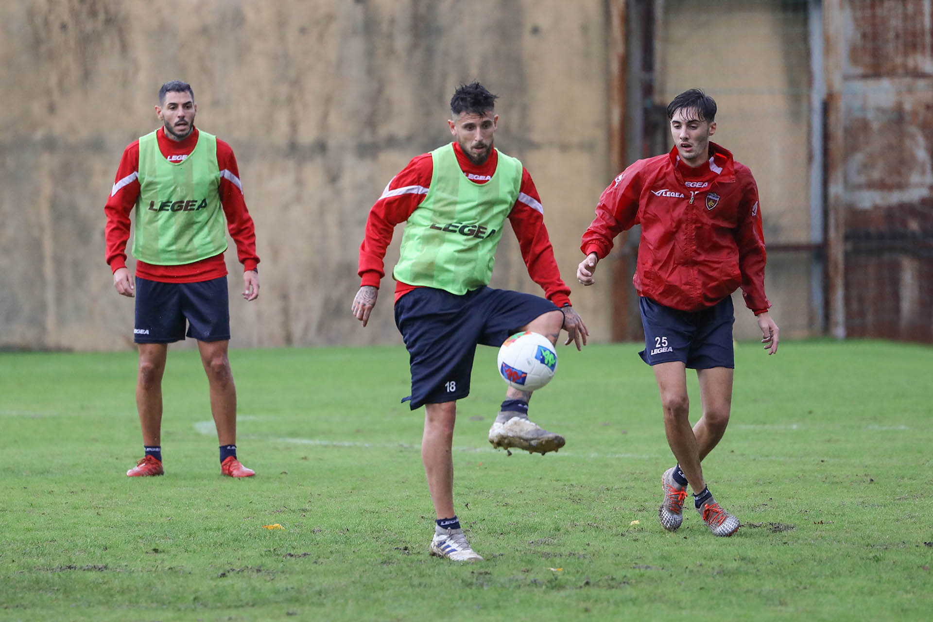 Notiziario della giornata rossoblù. Domani test con la Primavera