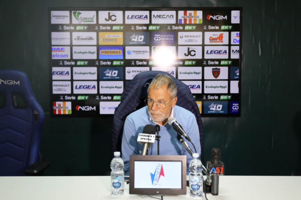 Mister Braglia: “Bene i primi trenta minuti. Dopo abbiamo fatto fatica a contenerli”