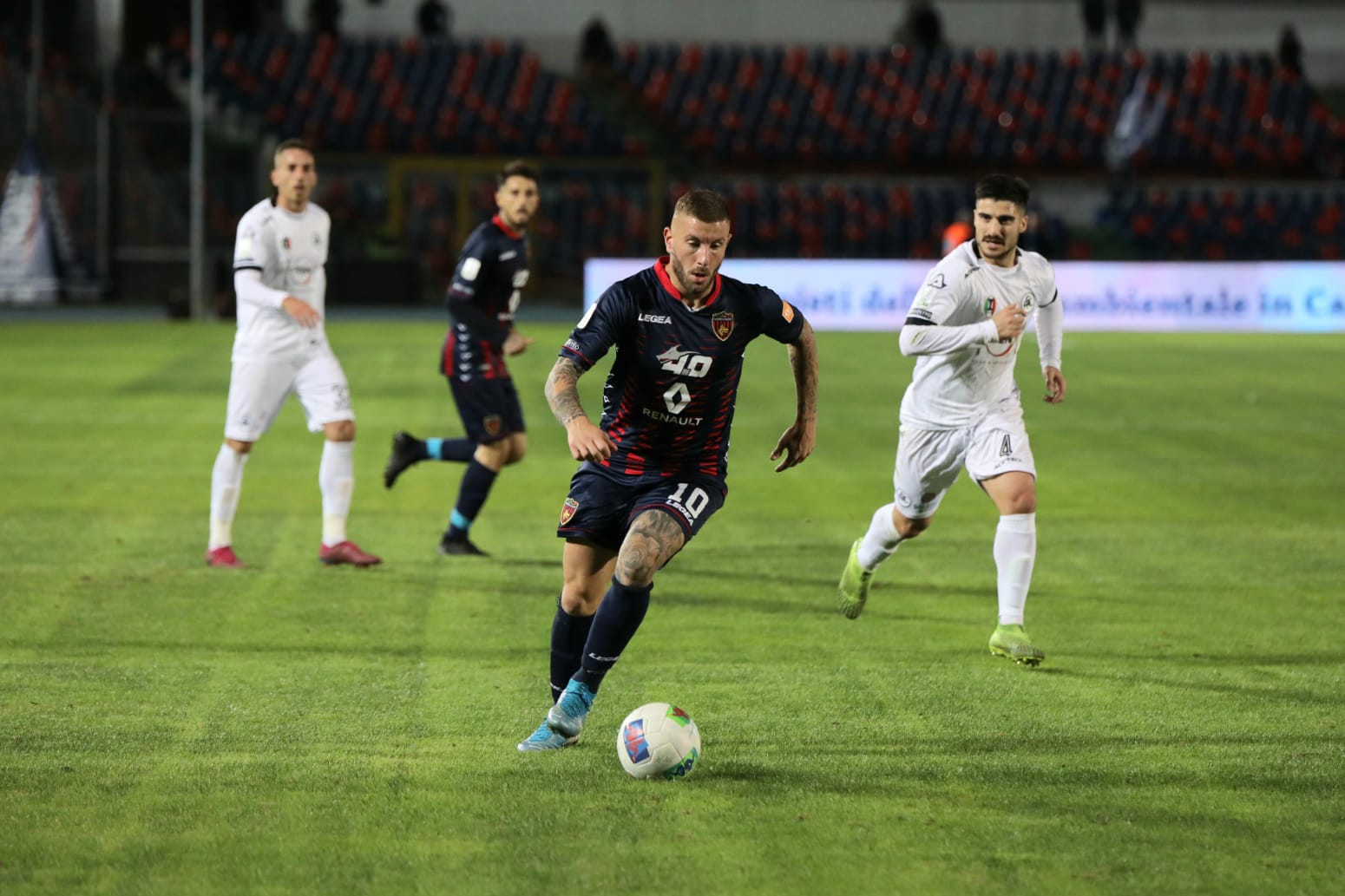 Cosenza fermato sul pari dallo Spezia (1-1)