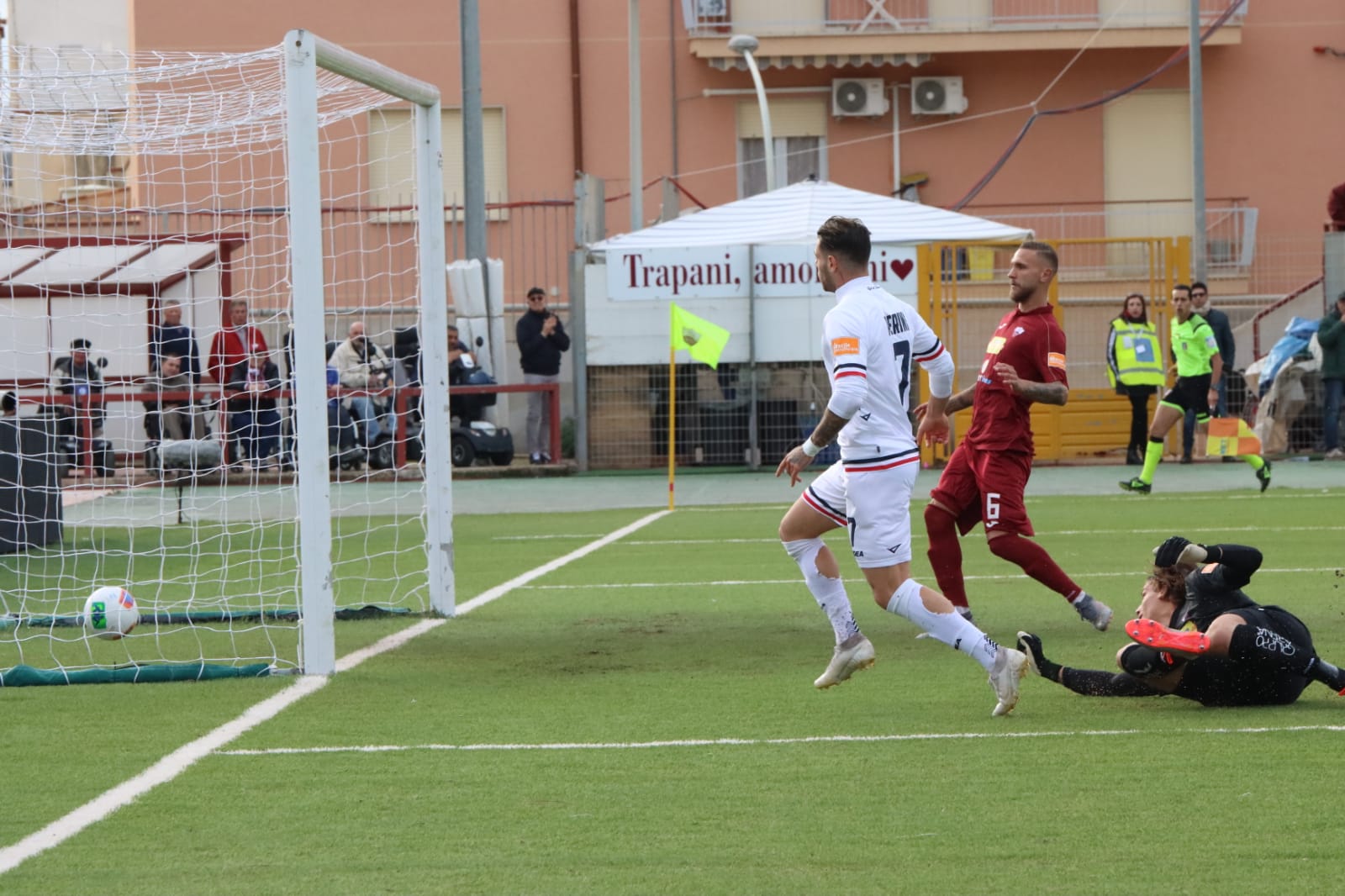 Doppio Pierini, il Cosenza impatta 2-2 a Trapani