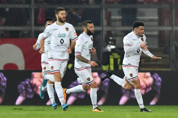 Sciaudone e Rivière riprendono due volte il Perugia, 2-2 al “Curi”