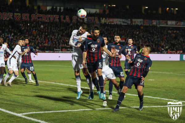 Gli highlights di Cosenza – Crotone