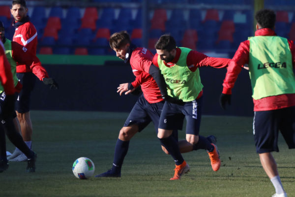 Doppia seduta di allenamento per i rossoblù