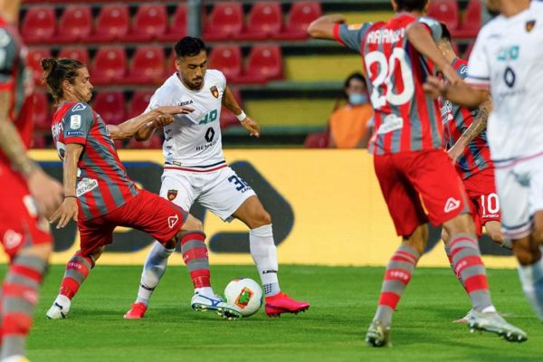 Cremonese – Cosenza 0-2, altri tre punti per i rossoblù!