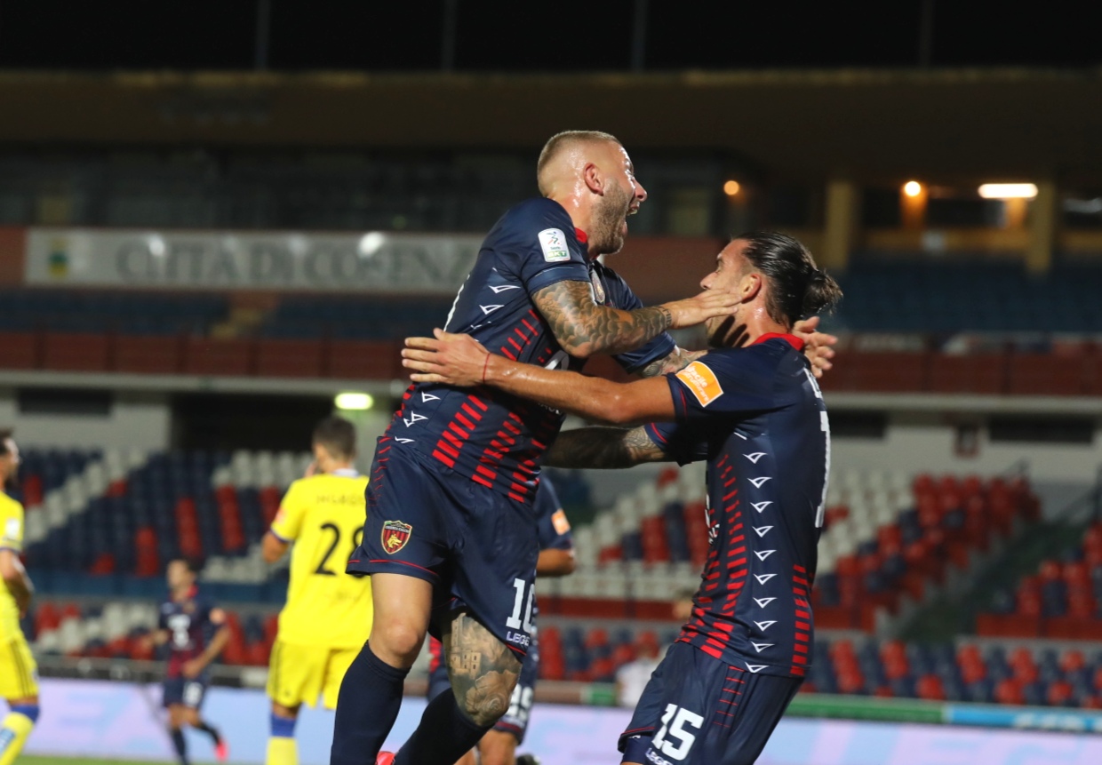 Vittoria all’ultimo respiro! Cosenza batte Pisa 2-1