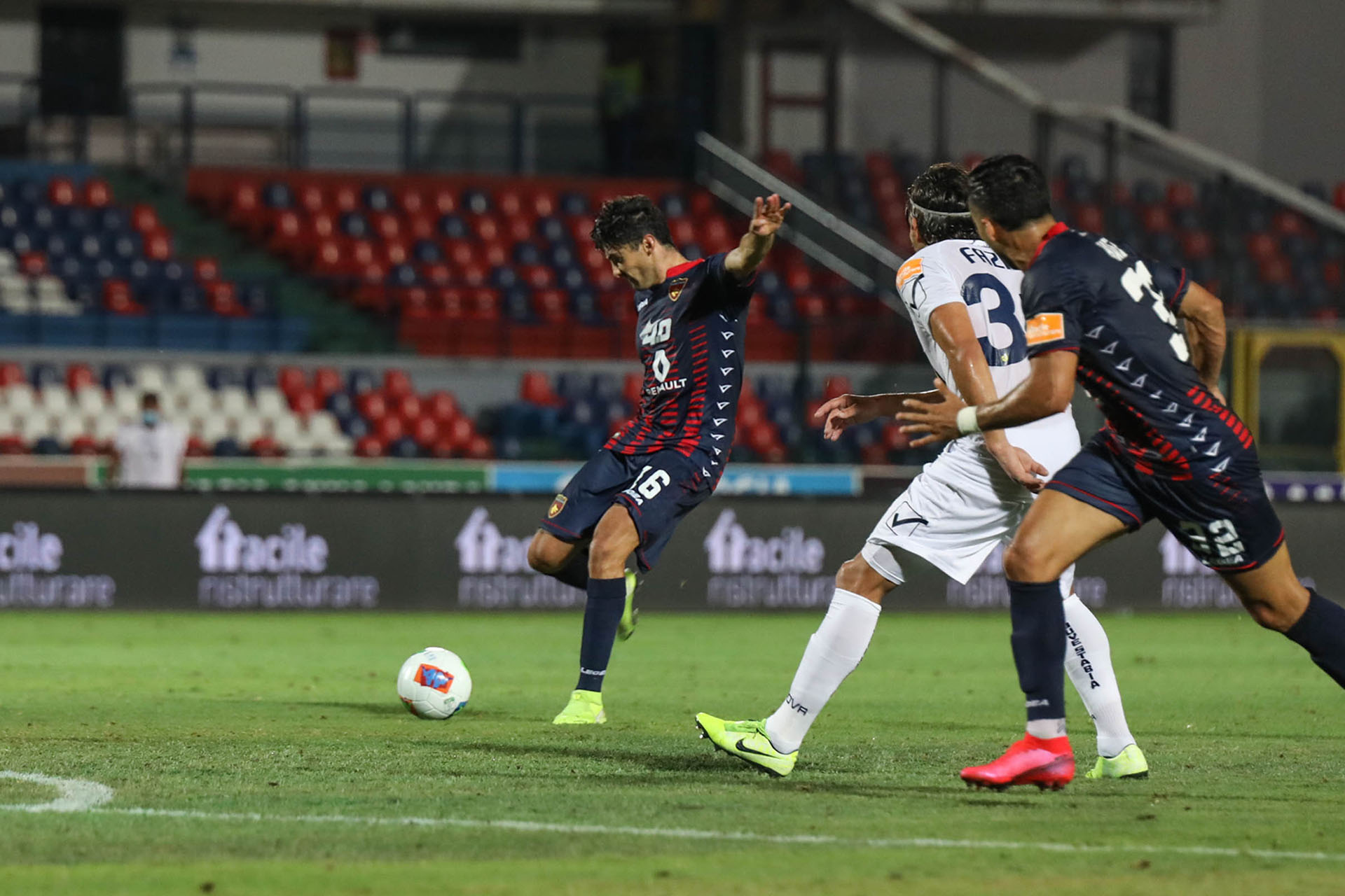 Gli highlights di Cosenza – Juve Stabia