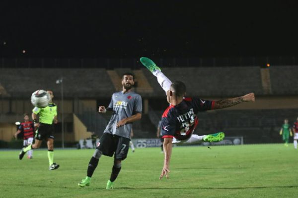 Cosenza – Alessandria, i precedenti e gli ex della gara