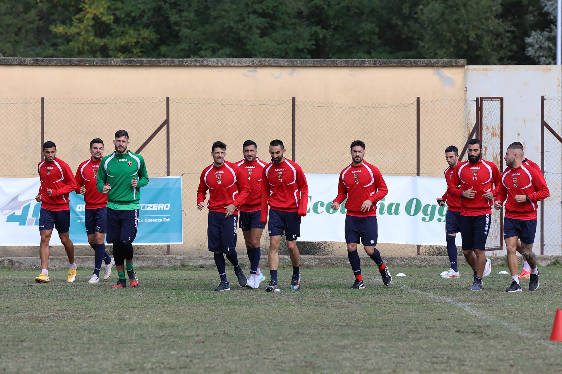Ripresa in vista del derby con la Reggina