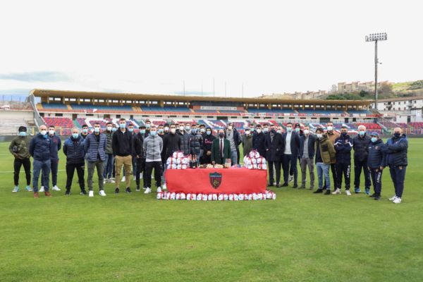 Gli auguri di buon Natale del Presidente Guarascio