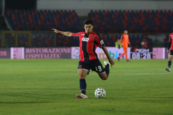 Zero a zero con poche emozioni tra Cosenza e Venezia