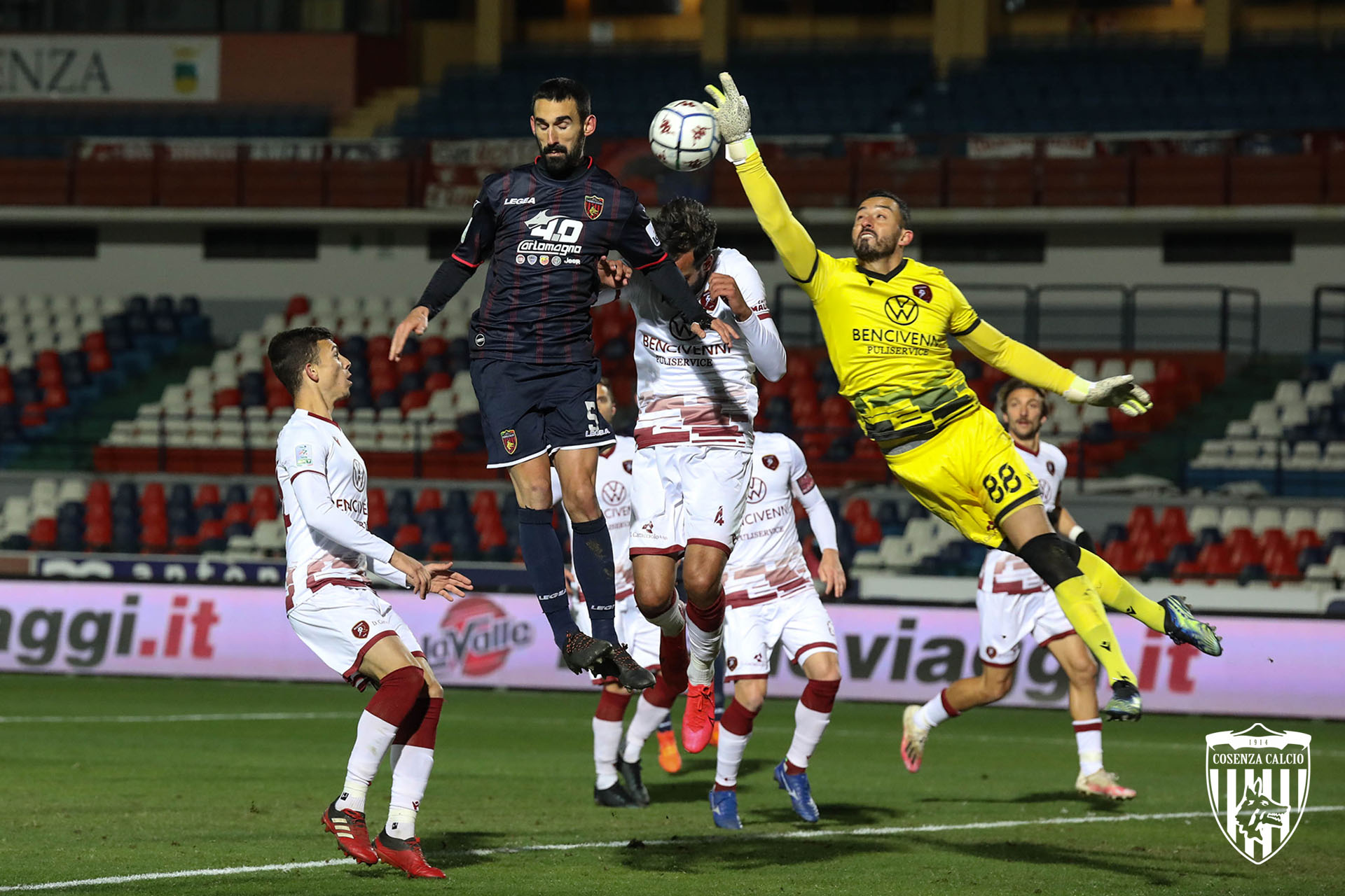 COSENZA - REGGINA 15/02/2021 - Sito ufficiale del Cosenza ...