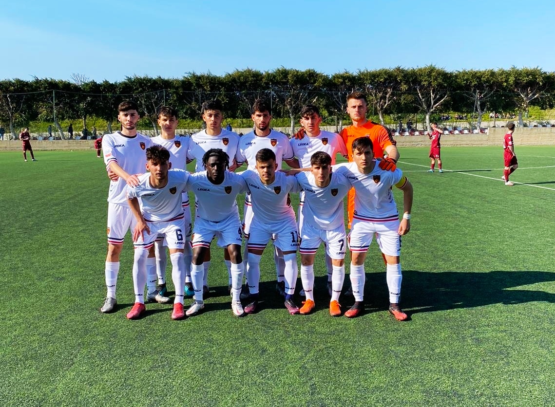 Primavera, derby fatale ai Lupacchiotti. Vince la Reggina 2-0