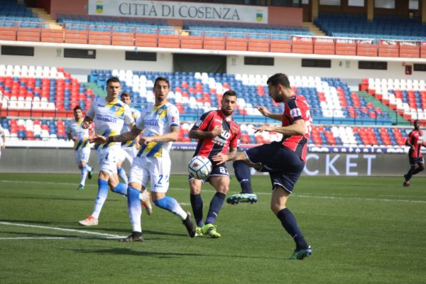 Gli highlights di Cosenza – Frosinone