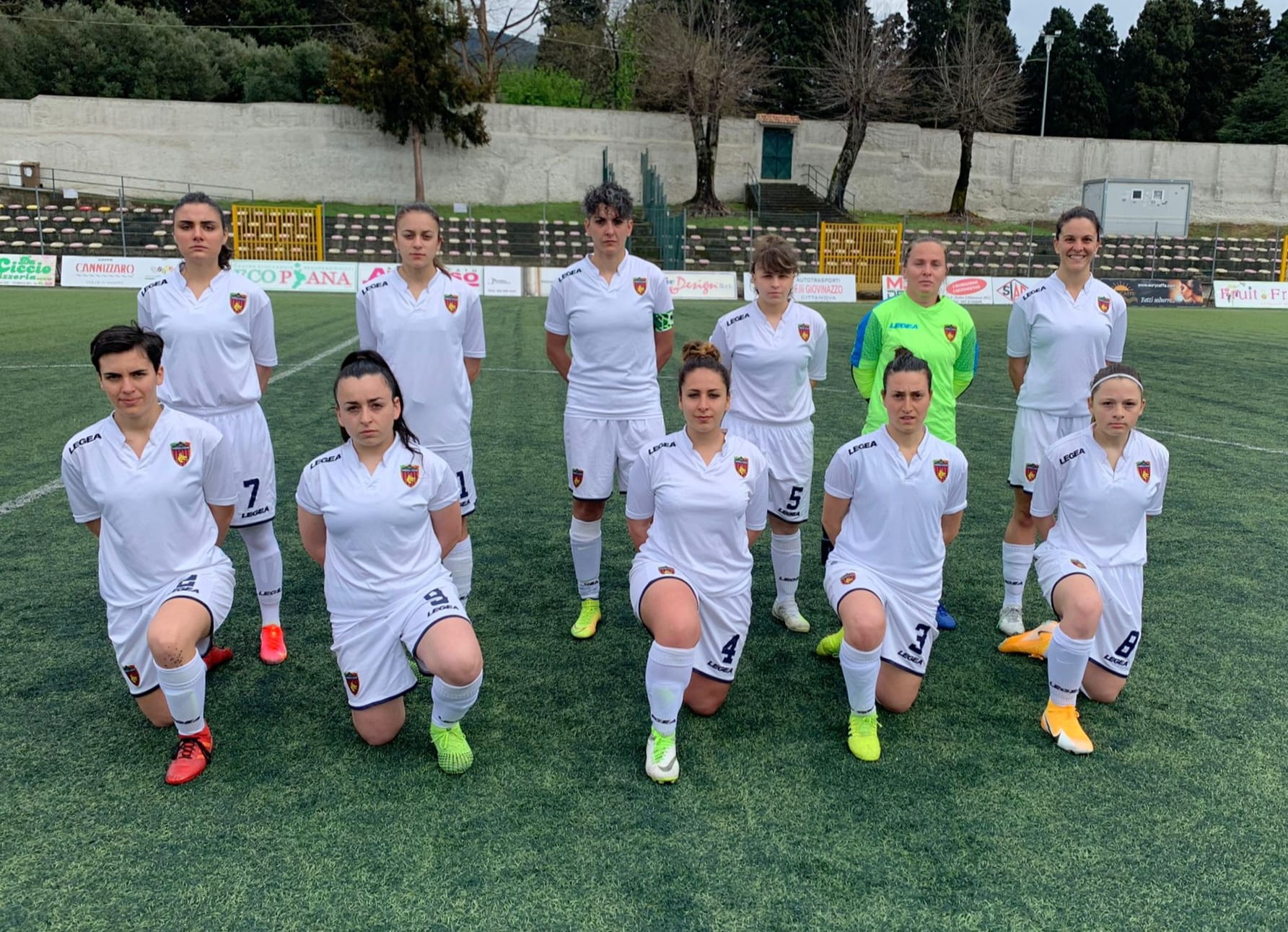 Settore Giovanile: al Crotone il derby U17, goleada delle Lupe contro la Cittanovese