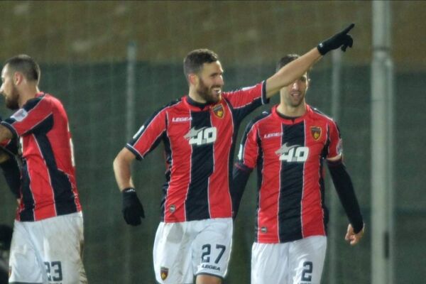 Ascoli – Cosenza, i precedenti e gli ex della gara