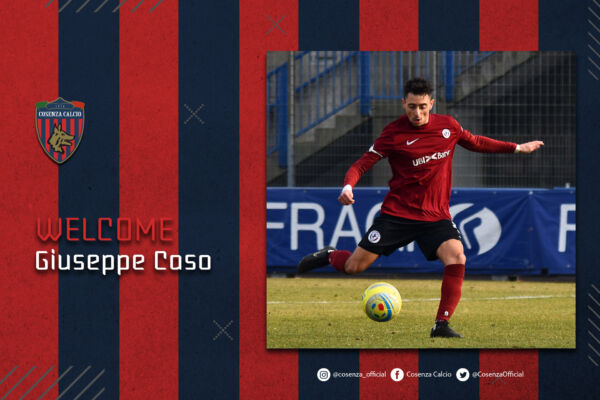 L’attaccante Giuseppe Caso in rossoblù