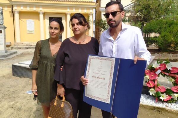 Cittadinanza onoraria di Cosenza a Gigi Marulla