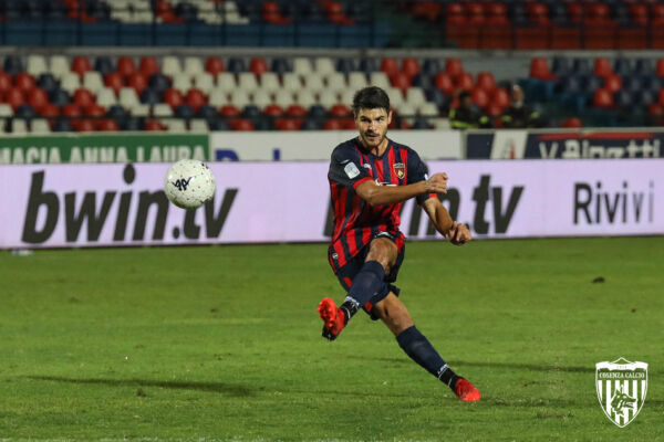 Gli highlights di Cosenza – Crotone