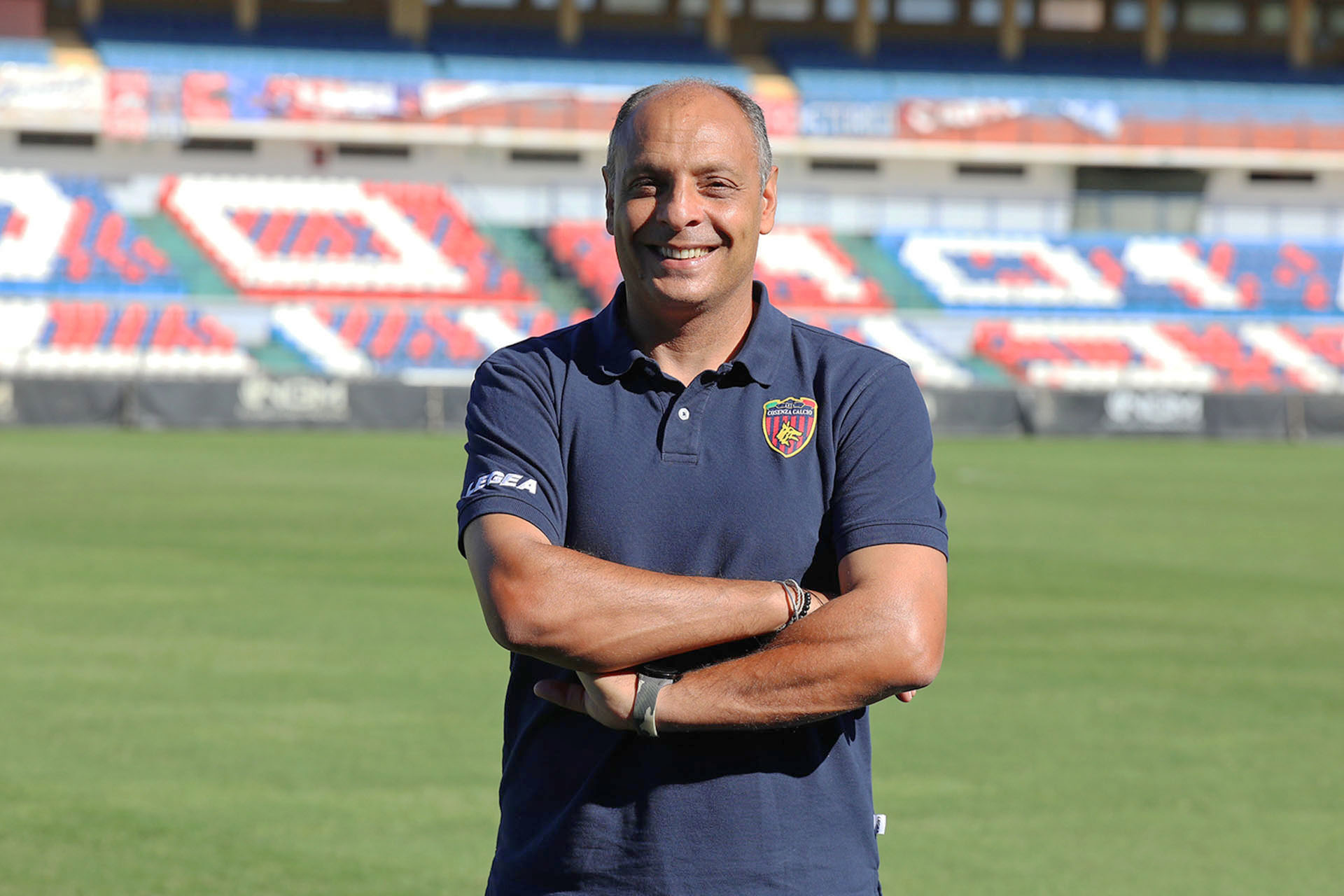 Staff Tecnico: Gatto allenatore in 2ª, Perri match analyst