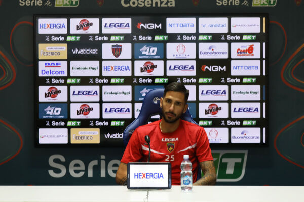 Roberto Pirrello: “I tifosi rossoblù ci danno una marcia in più”