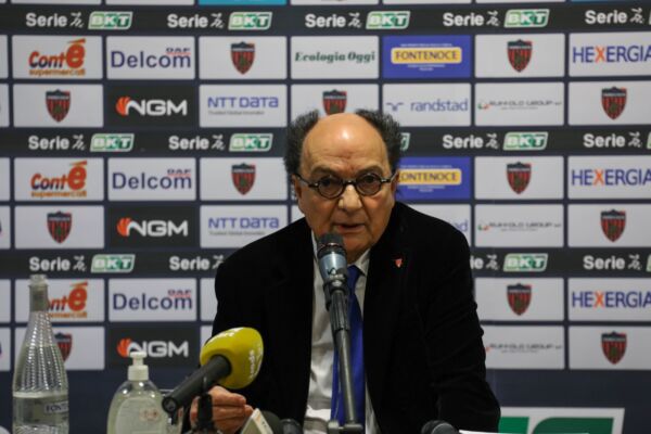 Presidente Guarascio ai tifosi: “Non abbandonate la squadra”