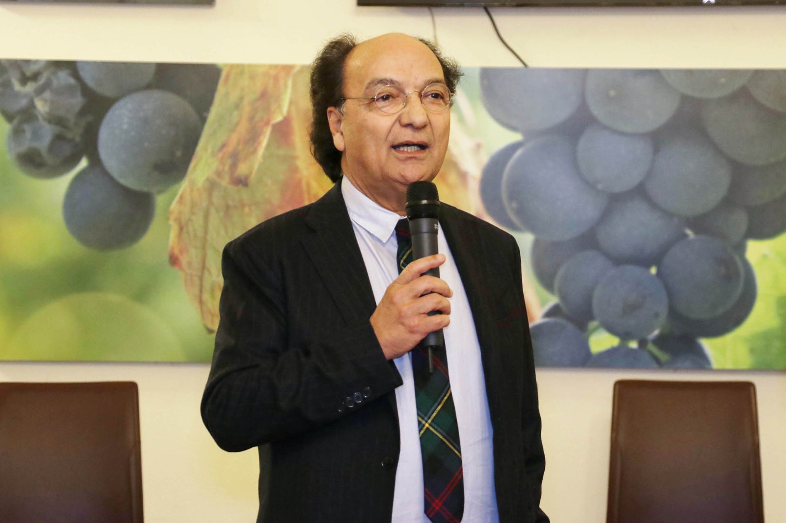 Il Presidente Eugenio Guarascio intervistato alla “Politica nel Pallone”