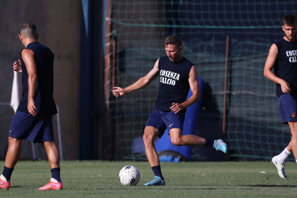 🔴🔵 Mattinata in campo, stasera festa ad Aprigliano