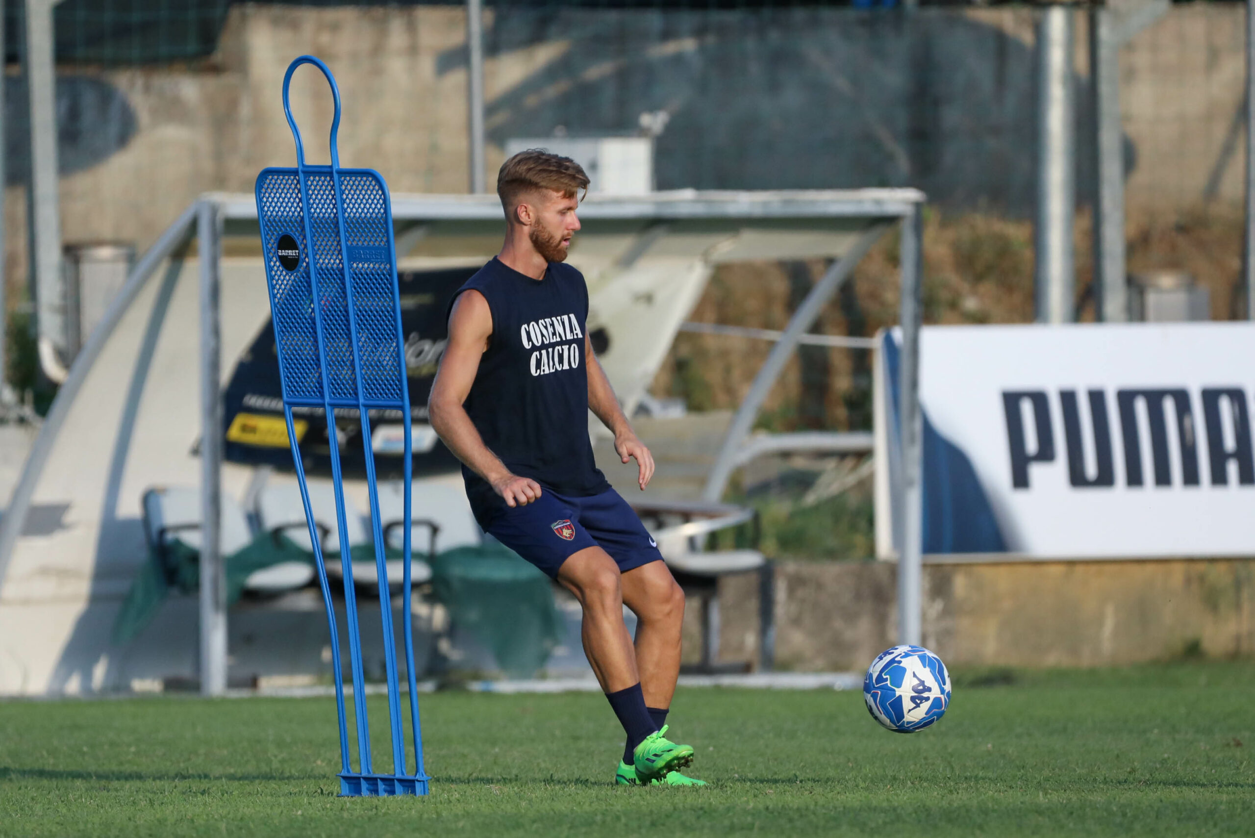 🔴🔵 Rifinitura a porte aperte e conferenza stampa del mister