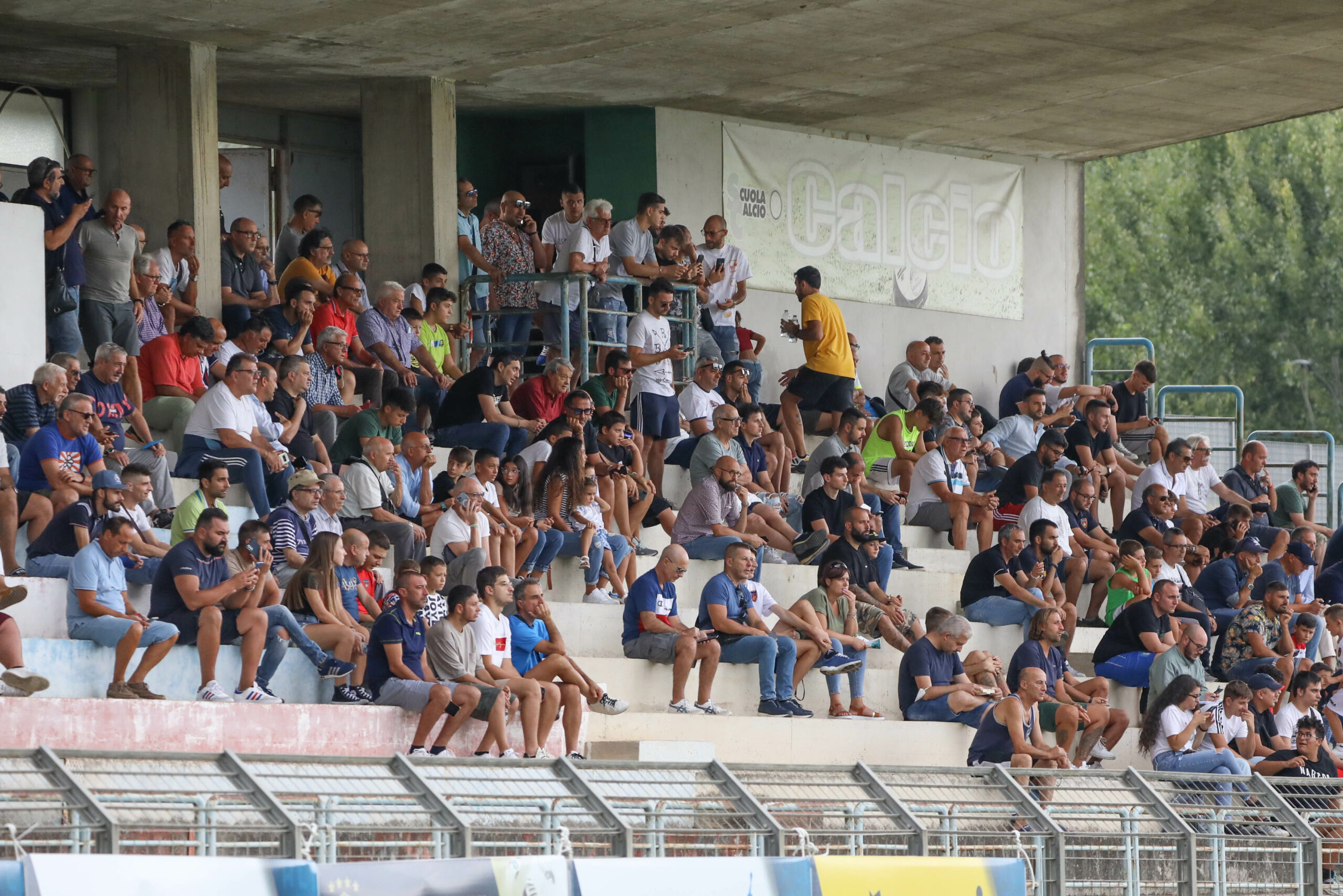 🔴🔵 Tanti tifosi per la seduta a porte aperte