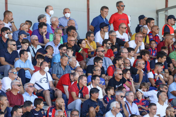 Il tifo di Cosenza – Bari