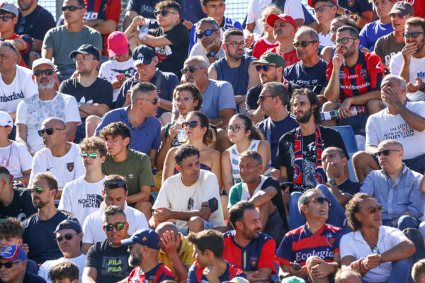 Il tifo di Cosenza – Bari