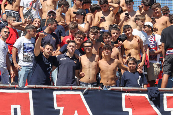 Il tifo di Cosenza – Bari