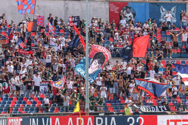 Il tifo di Cosenza – Bari